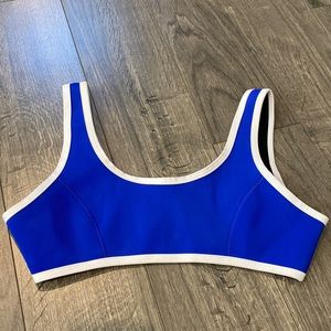 NWOT Hoaka bikini top